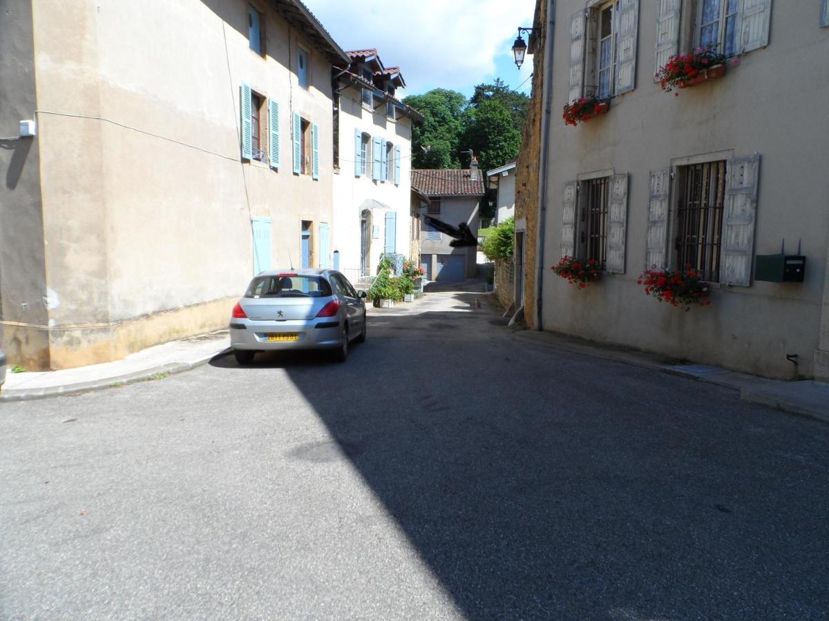 Le Cercle Chambres Climatisees Coligny Luaran gambar